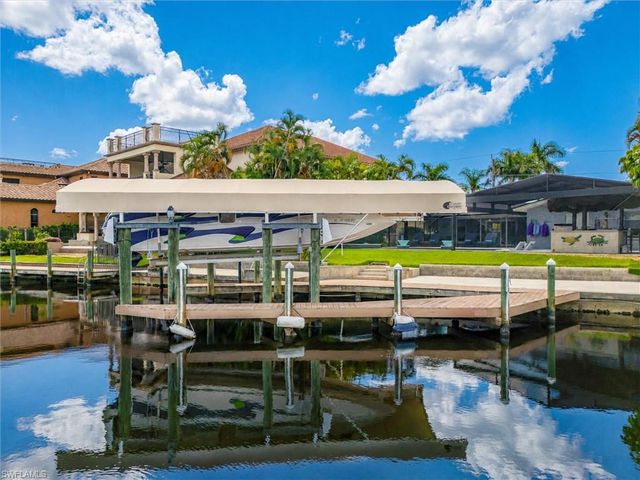 1633 Edith Esplanade, Cape Coral, FL 33904