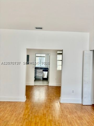 1000 Meridian Ave 18, Miami Beach, FL 33139