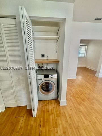 1000 Meridian Ave 18, Miami Beach, FL 33139