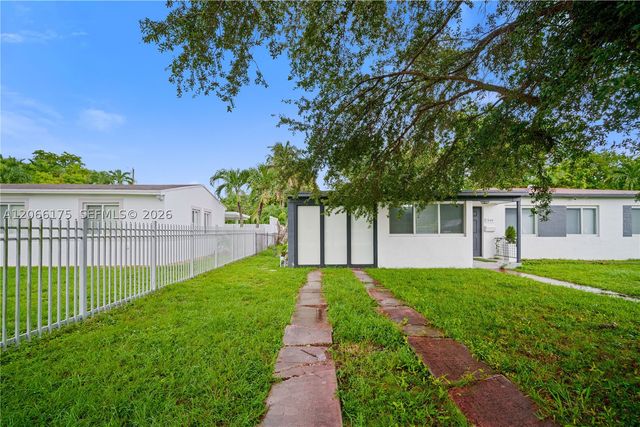 1545 NW 130th St Efficiency, North Miami, FL 33167