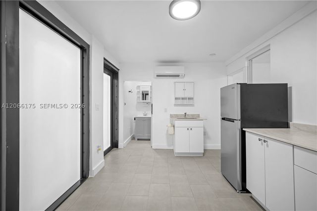 1545 NW 130th St Efficiency, North Miami, FL 33167