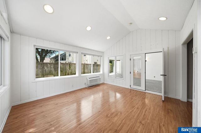 2916 S 26th Street, Lincoln, NE 68502