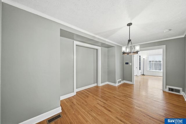 2916 S 26th Street, Lincoln, NE 68502