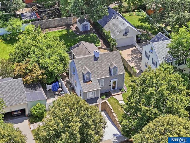2916 S 26th Street, Lincoln, NE 68502