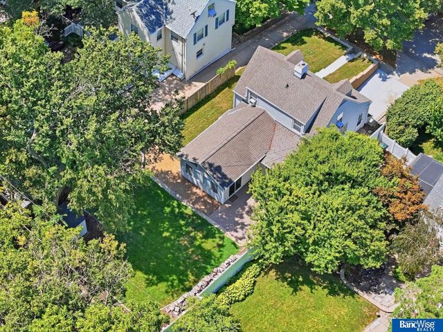 2916 S 26th Street, Lincoln, NE 68502