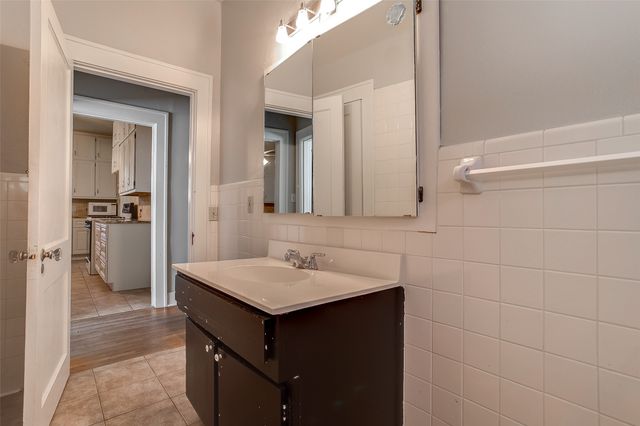 3100 Odessa Avenue, Fort Worth, TX 76109