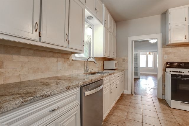 3100 Odessa Avenue, Fort Worth, TX 76109