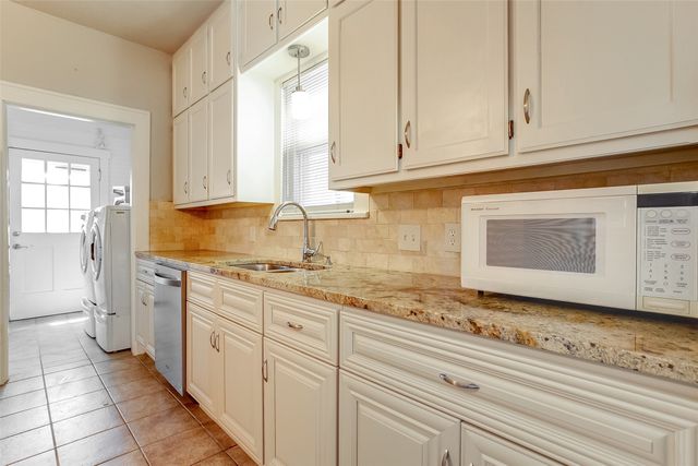 3100 Odessa Avenue, Fort Worth, TX 76109