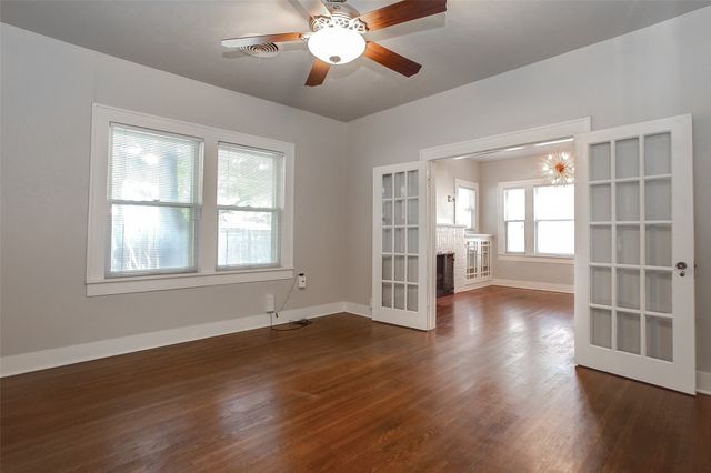 3100 Odessa Avenue, Fort Worth, TX 76109