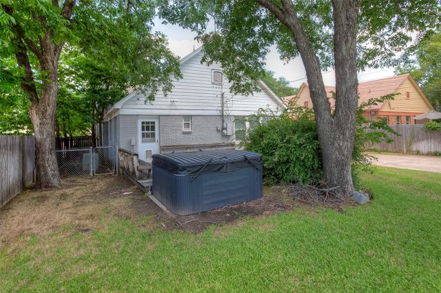 3100 Odessa Avenue, Fort Worth, TX 76109