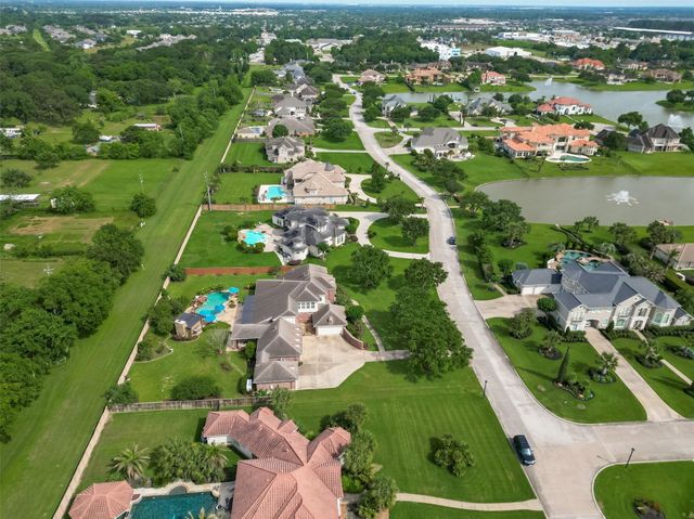 2319 Braer Ridge Drive, Katy, TX 77494