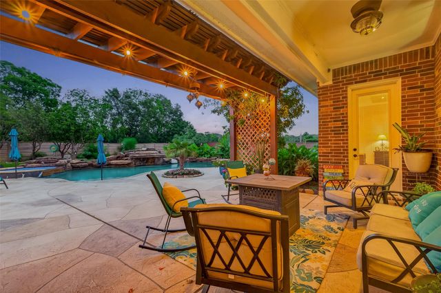 2319 Braer Ridge Drive, Katy, TX 77494