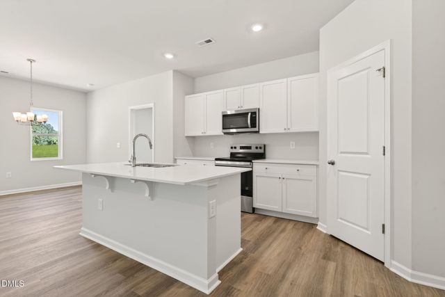 48 Iris Glen Ct, Smithfield, NC 27577