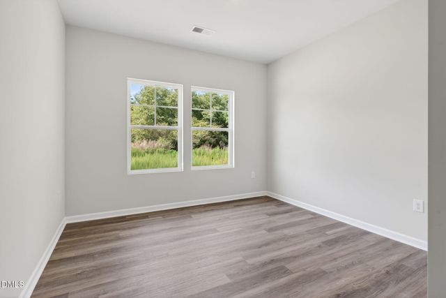 48 Iris Glen Ct, Smithfield, NC 27577
