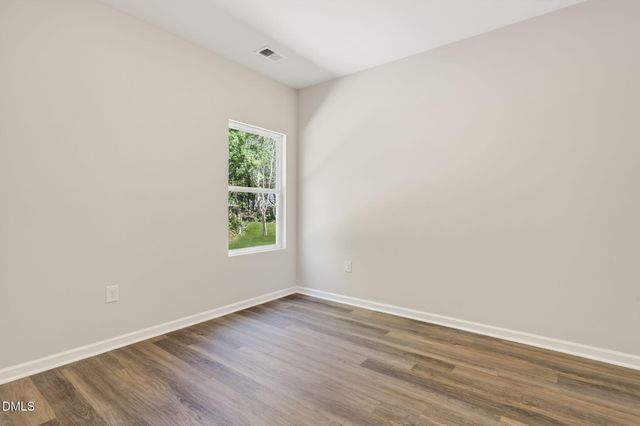 48 Iris Glen Ct, Smithfield, NC 27577