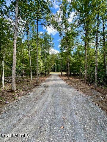 2005 Street Place Loop, Monterey, TN 38574
