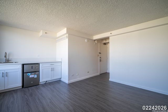 444 Niu Street 2412, Honolulu, HI 96815