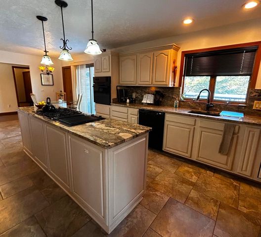 5449 Worchester Way, Gladwin, MI 48624