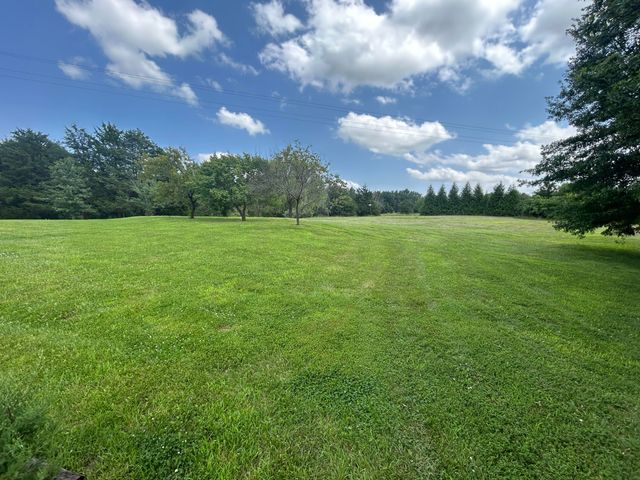 16950 N ANCHOROM RD, Hallsville, MO 65255