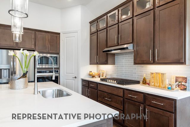 1501 Hawn Drive, Van Alstyne, TX 75495