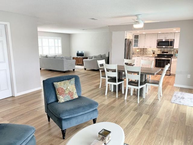34 GOLFVIEW COURT, Rotonda West, FL 33947