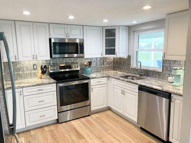 34 GOLFVIEW COURT, Rotonda West, FL 33947