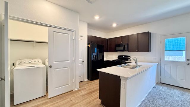 14308 Eientrill PASS, Pflugerville, TX 78660