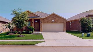 817 Greenford Manor, Fort Worth, TX 76247