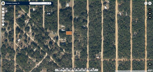 000 Wilson Dr Drive, Interlachen, FL 32148