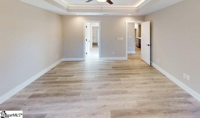 1172 W Rutledge Avenue, Gaffney, SC 29341