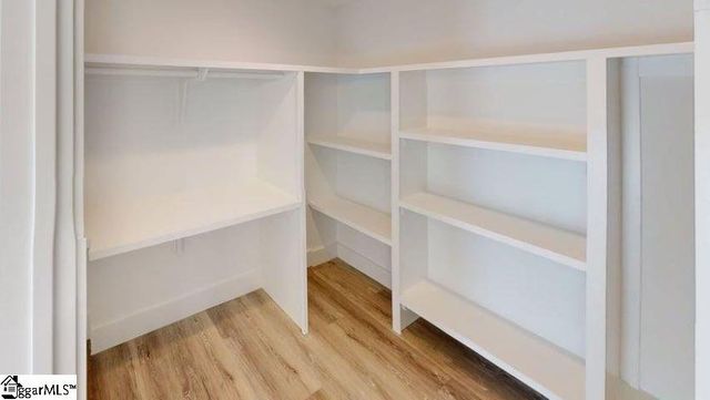 1172 W Rutledge Avenue, Gaffney, SC 29341