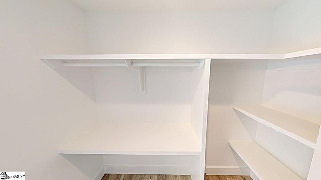 1172 W Rutledge Avenue, Gaffney, SC 29341