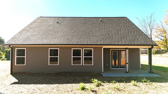 1172 W Rutledge Avenue, Gaffney, SC 29341