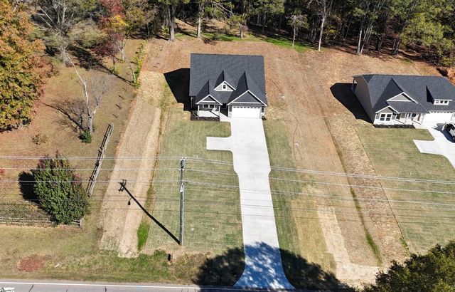 1172 W Rutledge Avenue, Gaffney, SC 29341