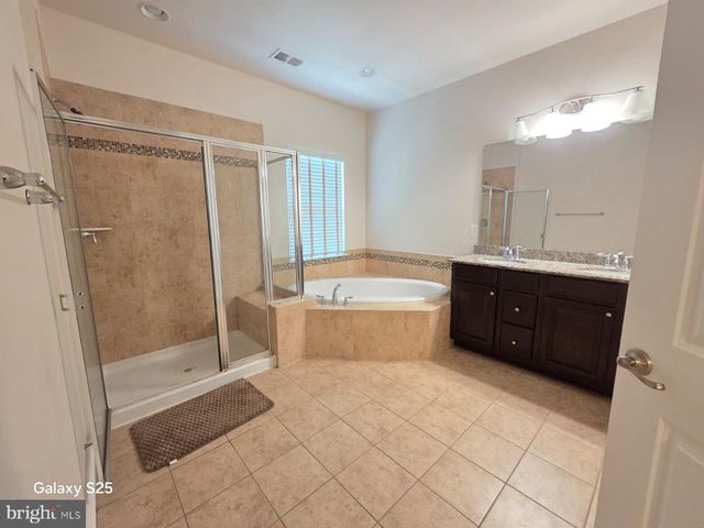22865 LACEY OAK TER, Sterling, VA 20166