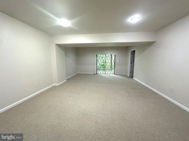 22865 LACEY OAK TER, Sterling, VA 20166