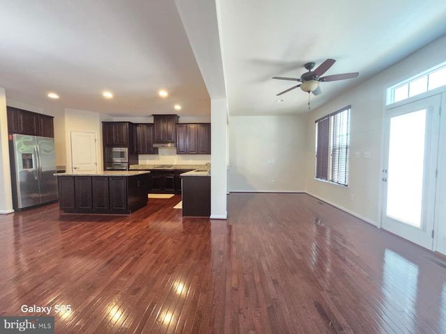 22865 LACEY OAK TER, Sterling, VA 20166