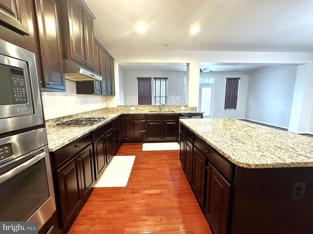 22865 LACEY OAK TER, Sterling, VA 20166