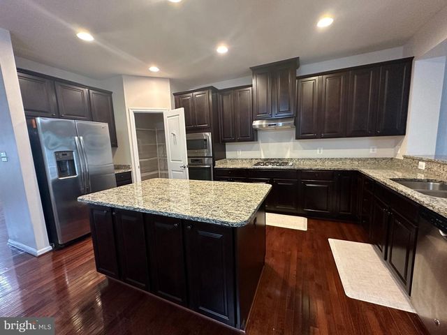22865 LACEY OAK TER, Sterling, VA 20166