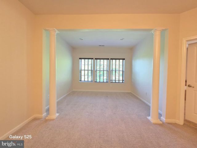 22865 LACEY OAK TER, Sterling, VA 20166