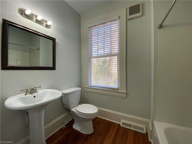 1912 Elizabeth Avenue, Winston-salem, NC 27103