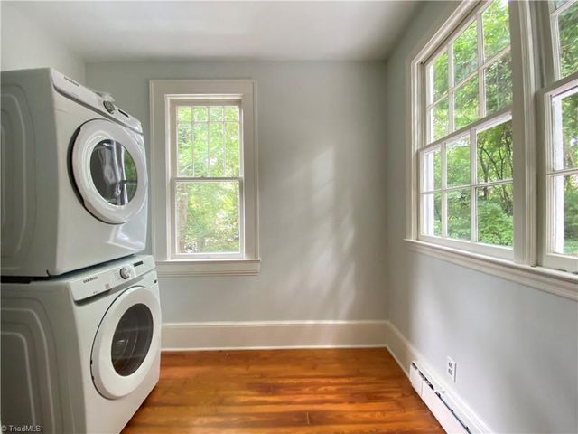 1912 Elizabeth Avenue, Winston-salem, NC 27103