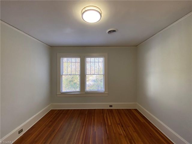 1912 Elizabeth Avenue, Winston-salem, NC 27103
