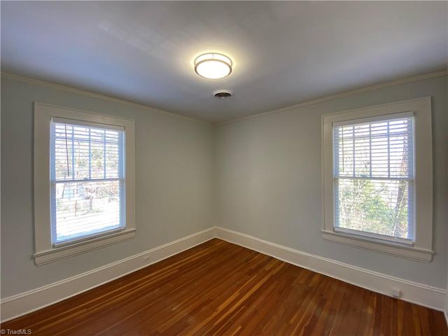 1912 Elizabeth Avenue, Winston-salem, NC 27103