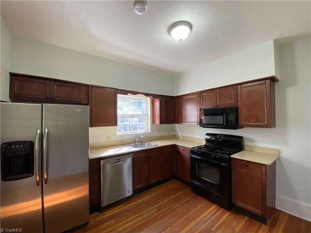 1912 Elizabeth Avenue, Winston-salem, NC 27103