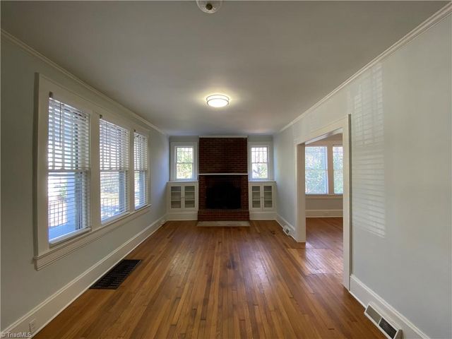 1912 Elizabeth Avenue, Winston-salem, NC 27103