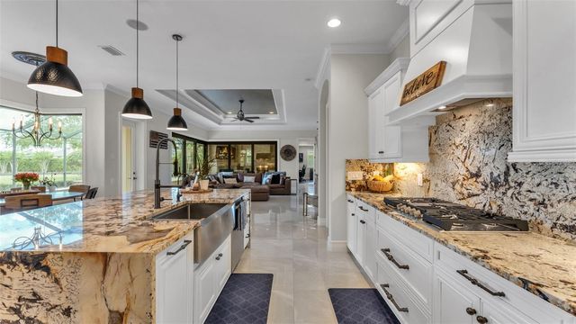 6538 EAGLE VIEW LOOP, Lakeland, FL 33813