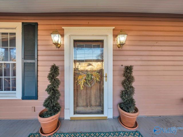 607 S Market Street, Scottsboro, AL 35768