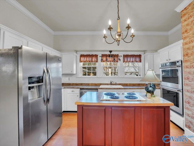 607 S Market Street, Scottsboro, AL 35768