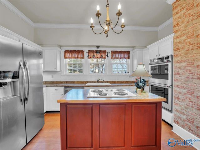 607 S Market Street, Scottsboro, AL 35768